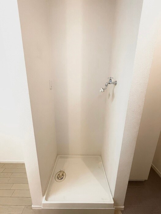 物件内観写真17　(洗濯機置場)