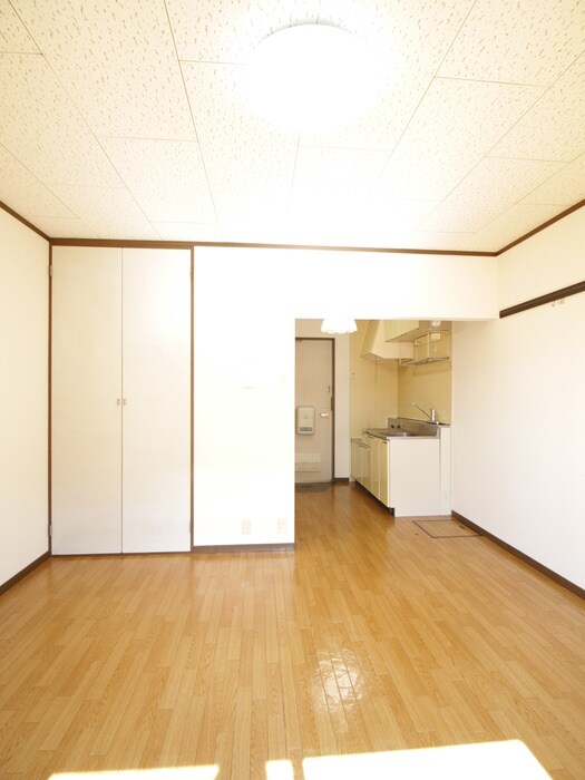 物件内観写真11　(居室)