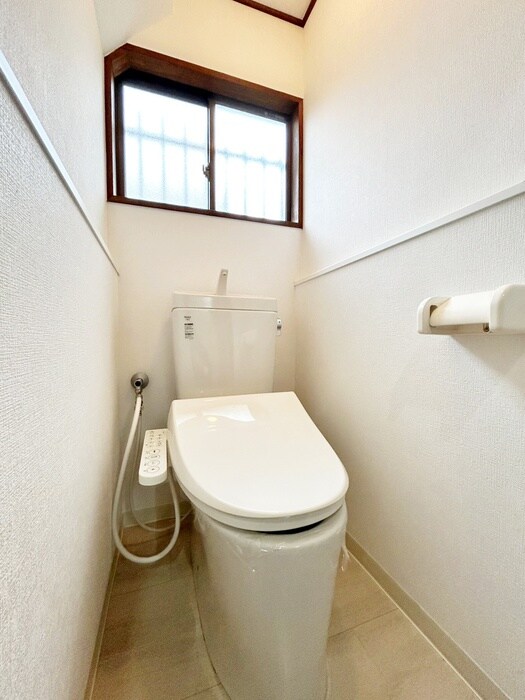 物件内観写真16　(トイレ)