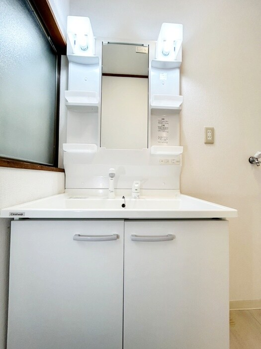 物件内観写真17　(洗面)