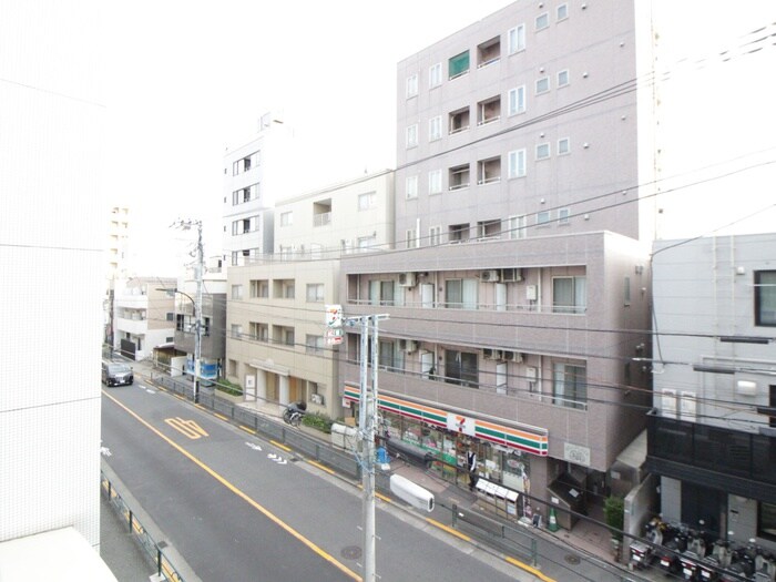 物件内観写真18　(室内からの展望)