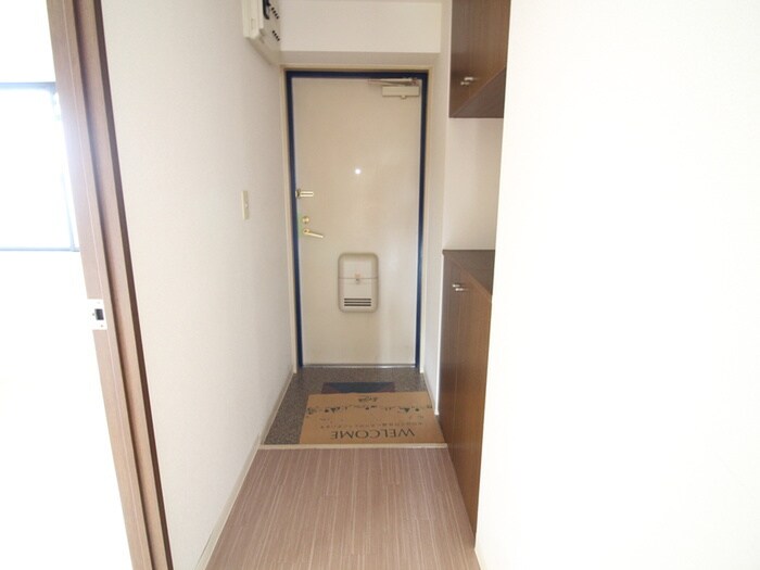 物件内観写真20　(玄関)