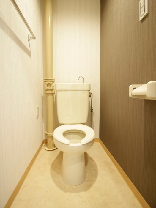 物件内観写真11　(トイレ)