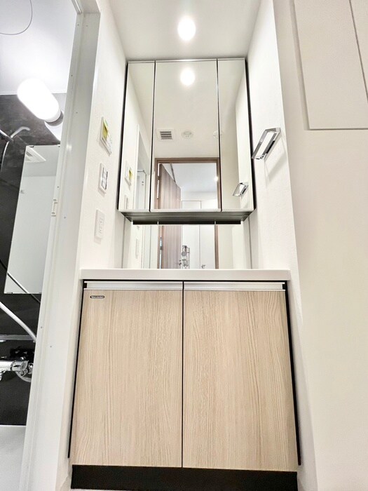 物件内観写真10　(洗面)