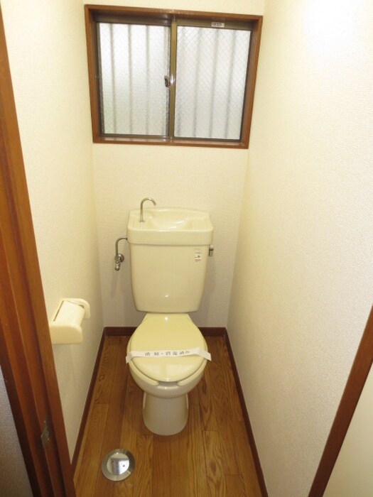 物件内観写真12　(トイレ)