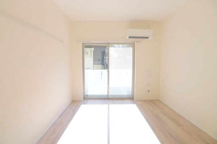 物件内観写真10　(ベランダ・バルコニー)