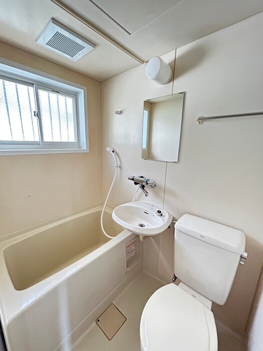 物件内観写真13　(バス／シャワールーム等)