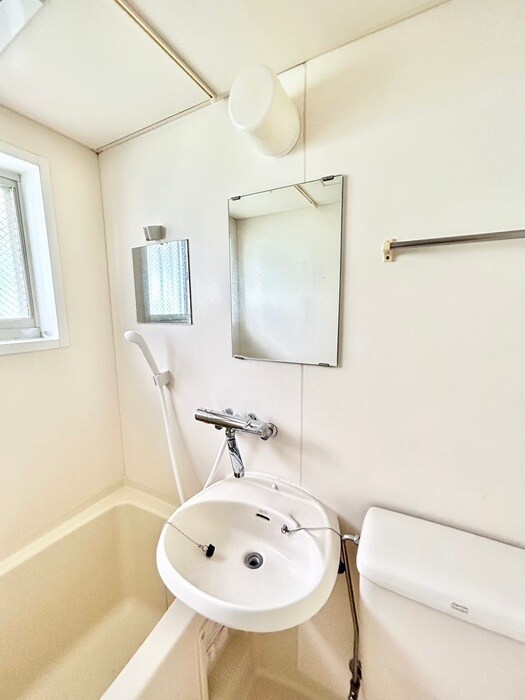 物件内観写真17　(洗面)