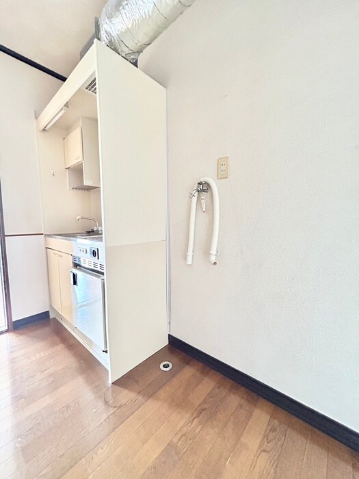 物件内観写真21　(洗濯機置場)