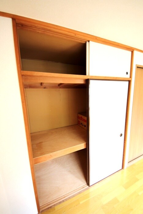 物件内観写真14　(収納)