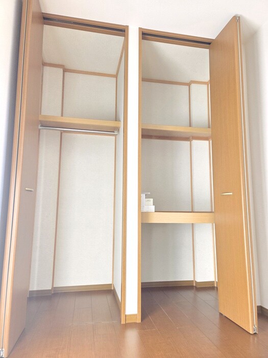 物件内観写真7　(収納)