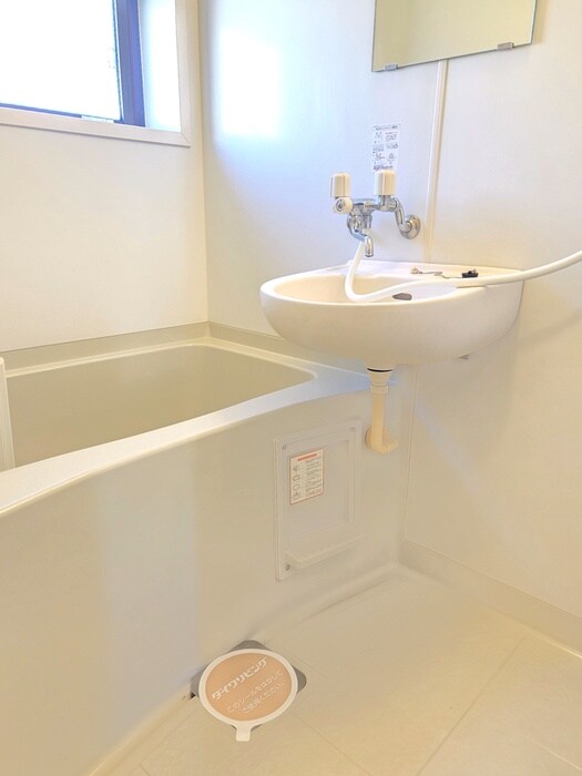 物件内観写真12　(バス／シャワールーム等)