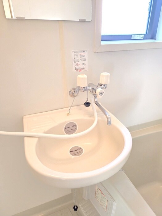 物件内観写真12　(洗面)