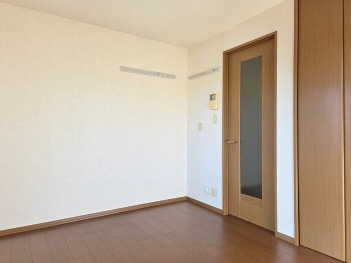 物件内観写真18　(居室)