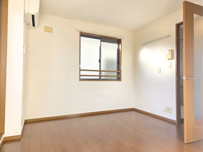 物件内観写真18　(居室)