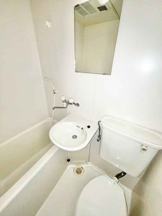 物件内観写真10　(洗面)