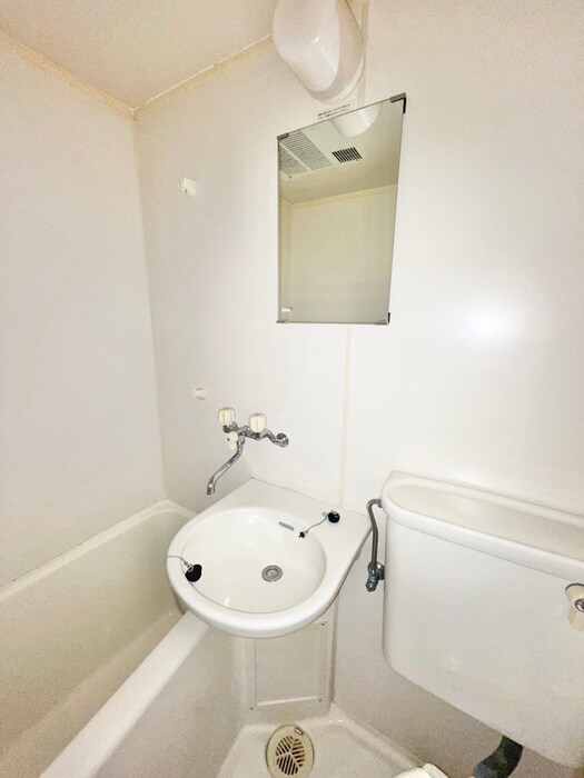 物件内観写真10　(洗面)