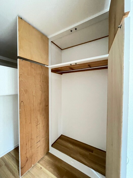 物件内観写真13　(収納)