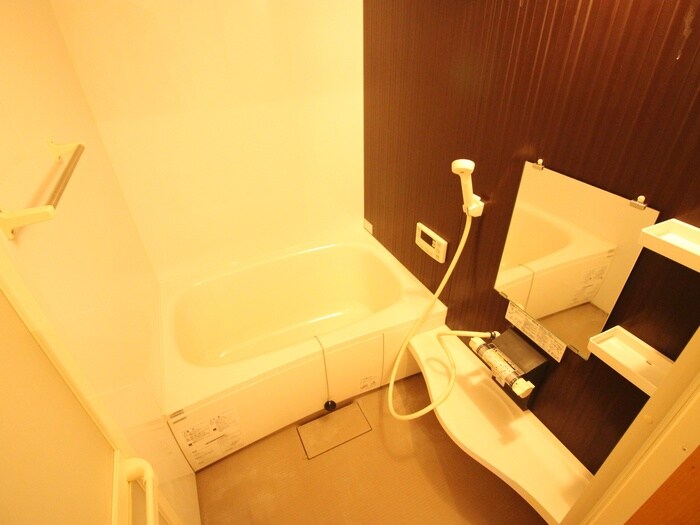 物件内観写真11　(バス／シャワールーム等)