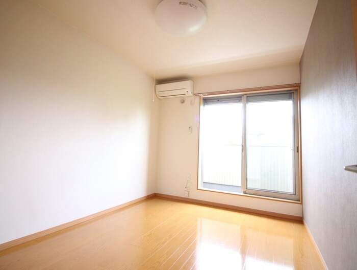 物件内観写真22　(居室)