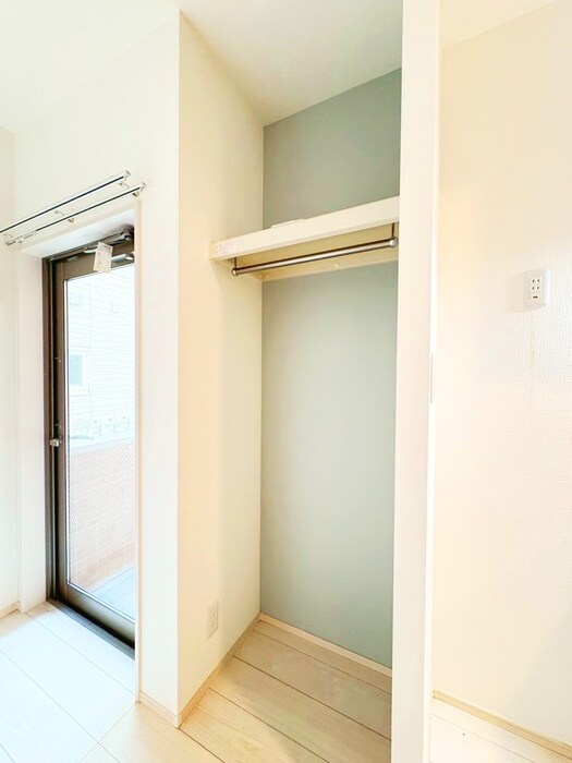 物件内観写真15　(収納)