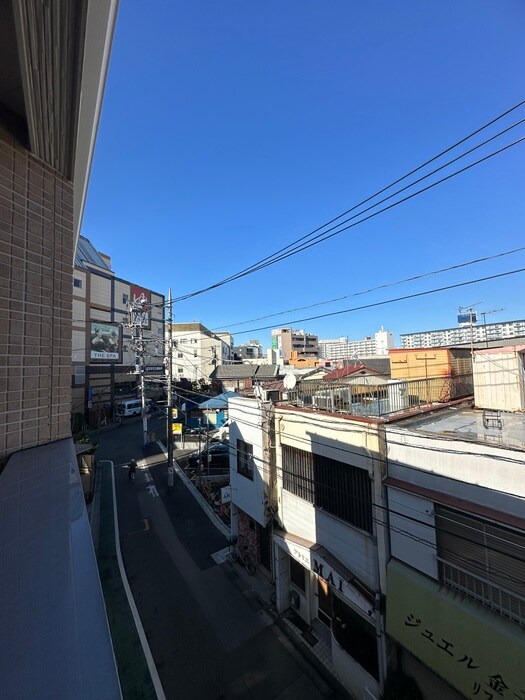 物件内観写真22　(室内からの展望)