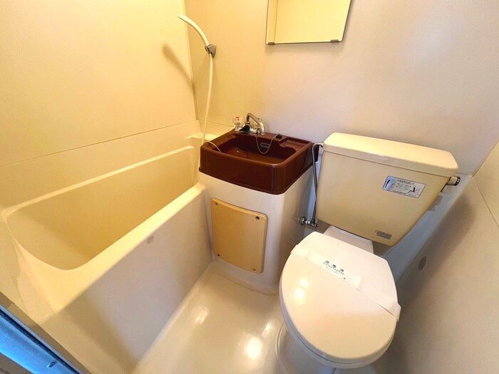 物件内観写真12　(トイレ)