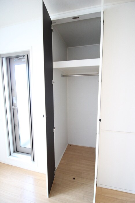 物件内観写真15　(収納)