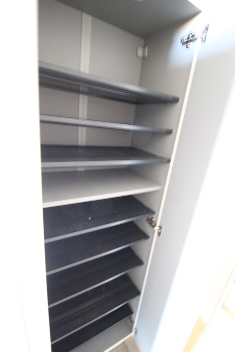 物件内観写真16　(靴箱)