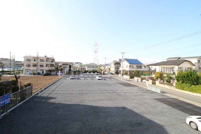 物件内観写真21　(室内からの展望)