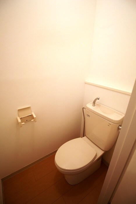 物件内観写真11　(トイレ)