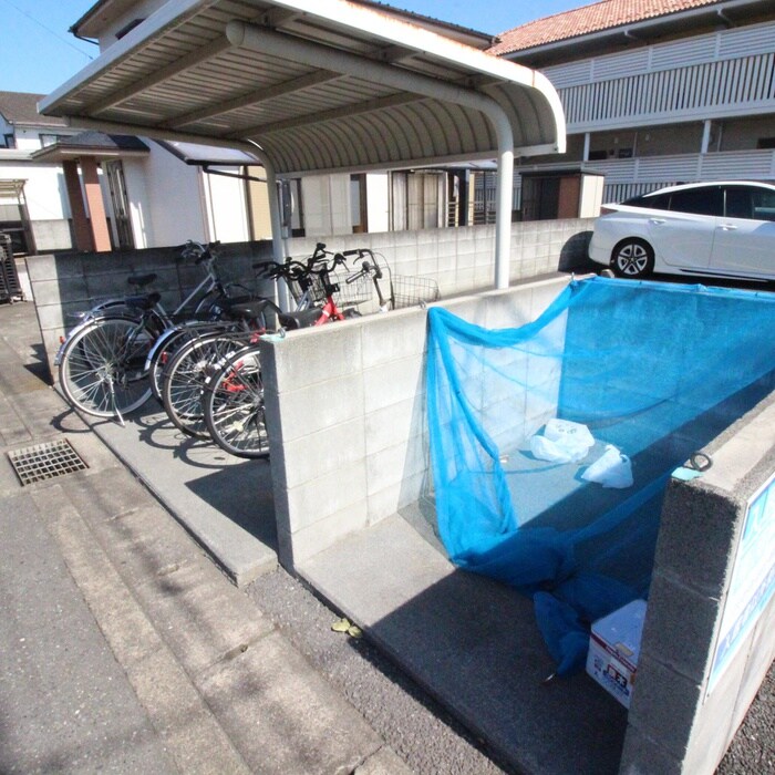 物件外観写真4　(建物設備)