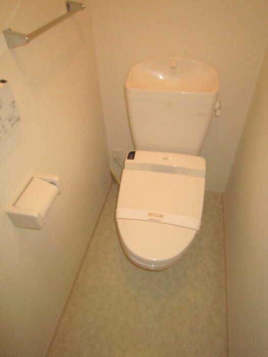 物件内観写真10　(トイレ)