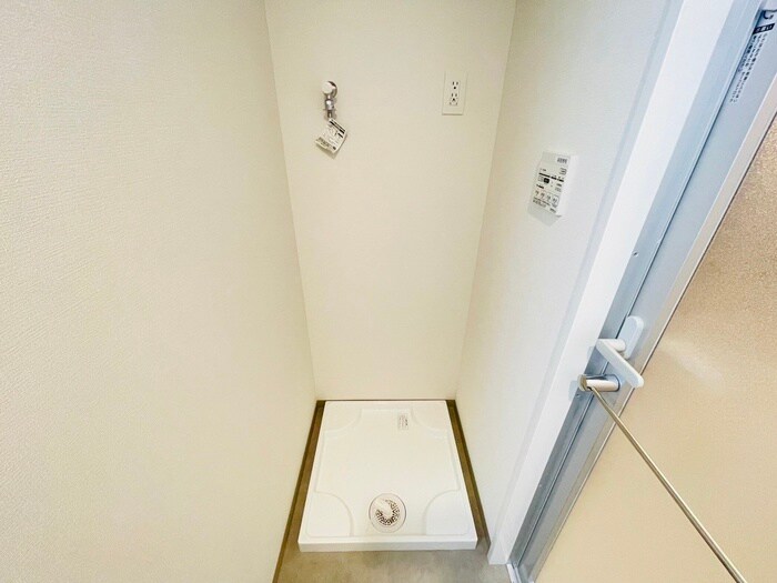 物件内観写真22　(洗濯機置場)