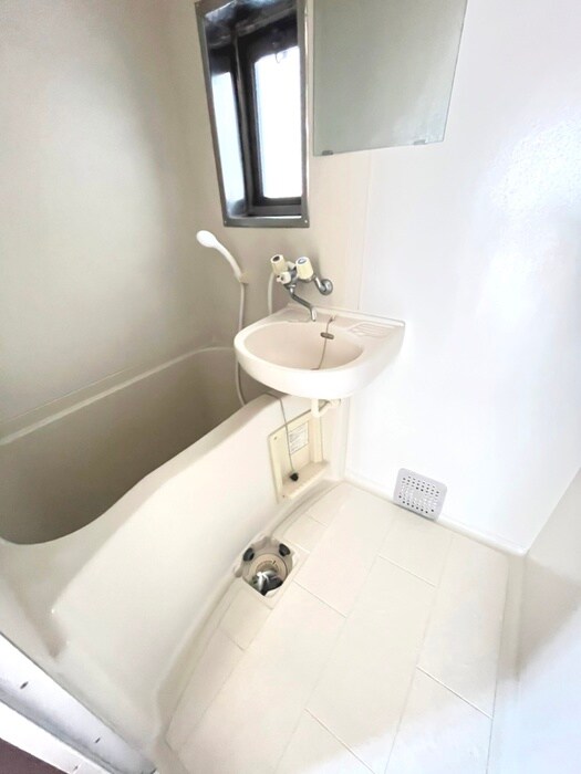 物件内観写真11　(バス／シャワールーム等)