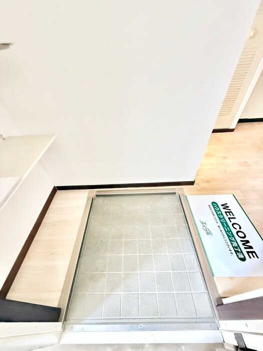 物件内観写真20　(玄関)