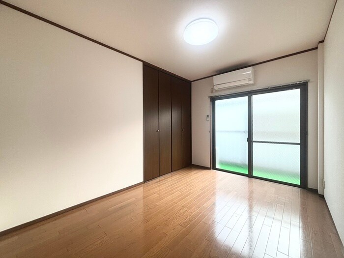 ルミエール中野の居室