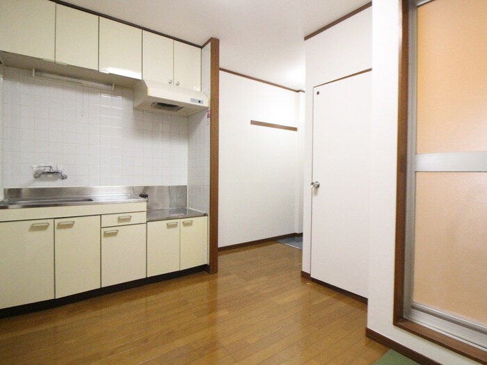 物件内観写真8　(居室)