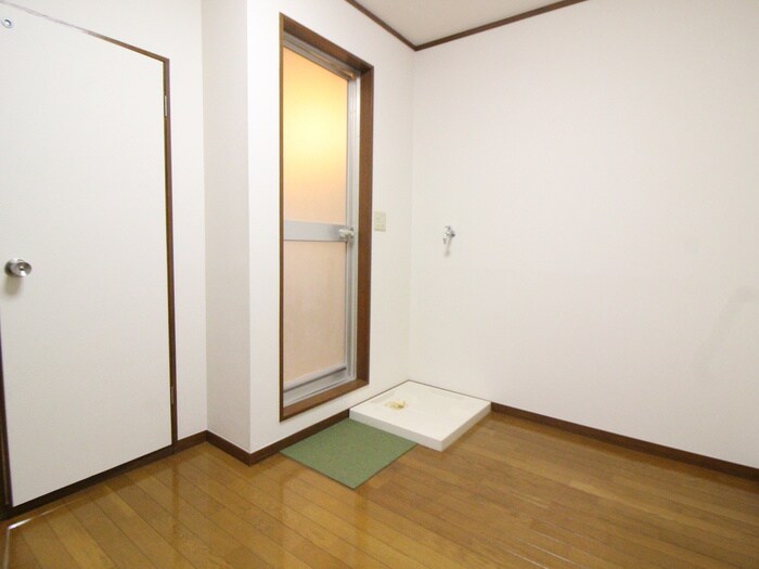 物件内観写真10　(居室)