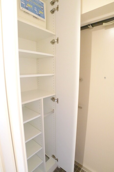 物件内観写真19　(靴箱)