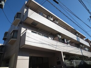第６シュヴェルニ－外観写真