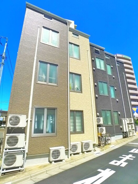 物件外観写真3　(外観写真)