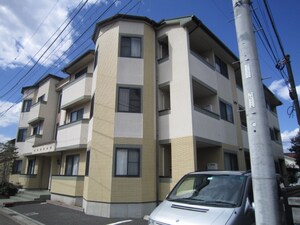 サブリナ外観写真