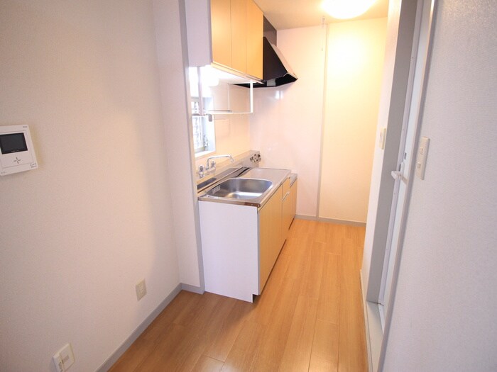 物件内観写真13　(廊下)