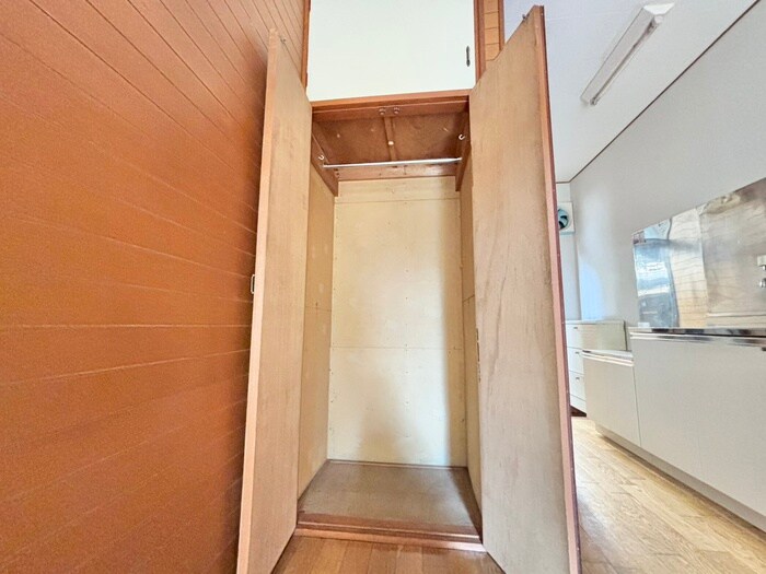 物件内観写真13　(収納)