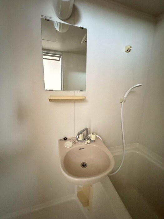 物件内観写真10　(洗面)