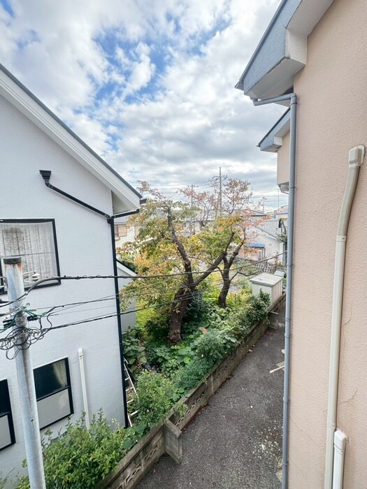 物件内観写真15　(室内からの展望)