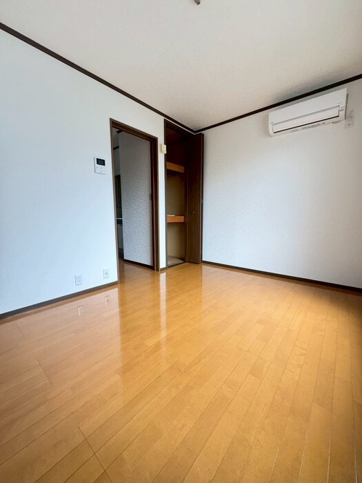 物件内観写真17　(居室)