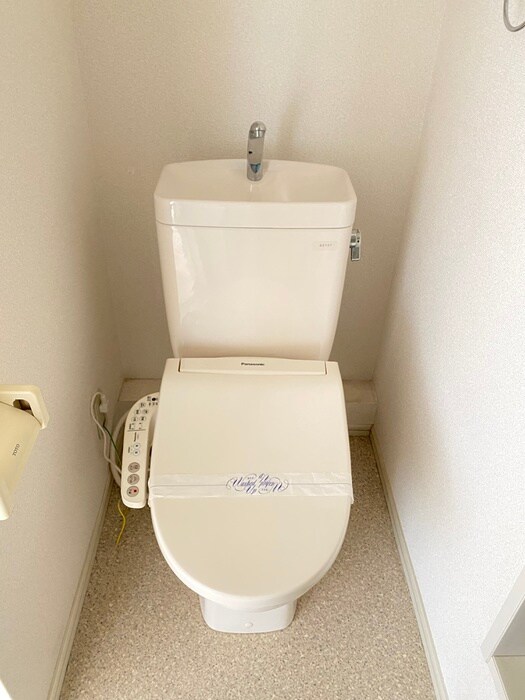 物件内観写真12　(トイレ)