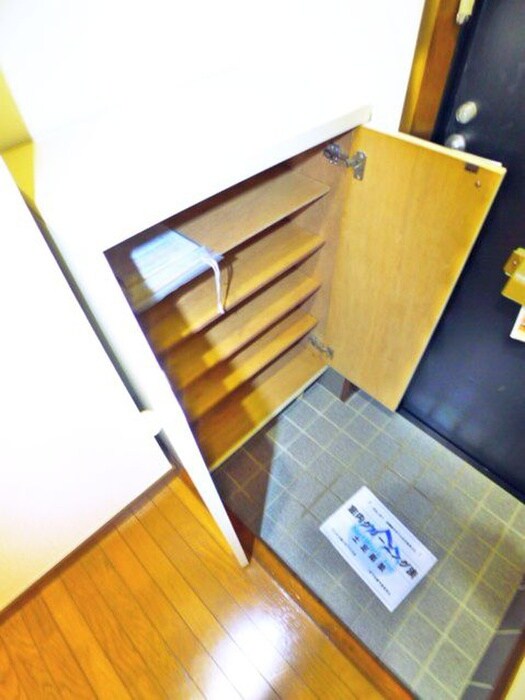 物件内観写真19　(靴箱)